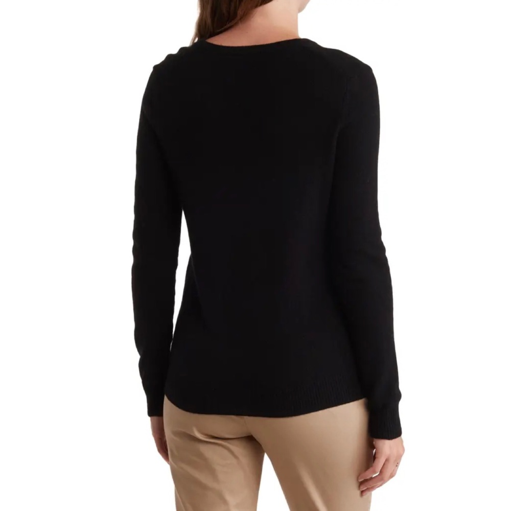 NWOT💝AMICALE Cashmere V-Neck Sweater Size S - Picture 2 of 13